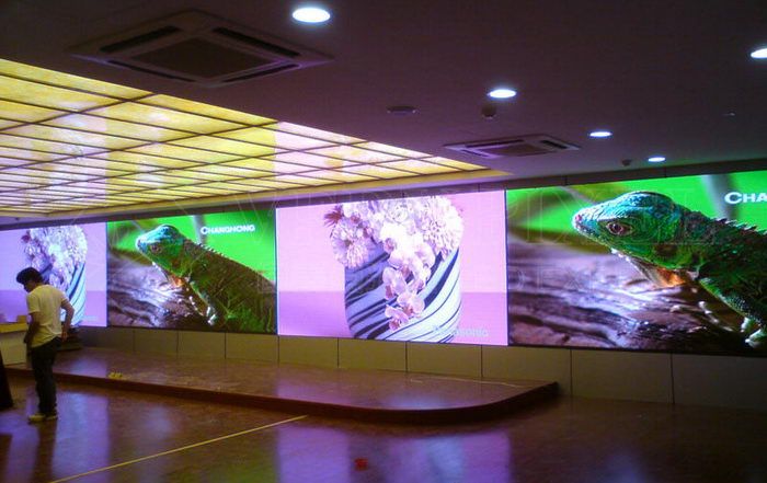 rental_indoor_die_casting_led_video_wall_smd_3_in_1_p2.5_full_color_led_advertising_screens